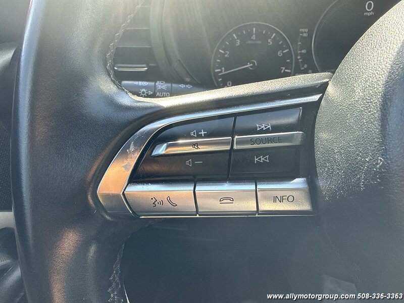 2019 Mazda Mazda3 Hatchback Preferred - Photo 21 - Seekonk, MA 02771