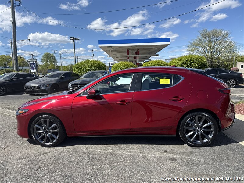 2019 Mazda Mazda3 Hatchback Preferred - Photo 8 - Seekonk, MA 02771