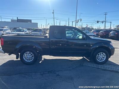 2016 Nissan Frontier PRO-4X   - Photo 7 - Seekonk, MA 02771