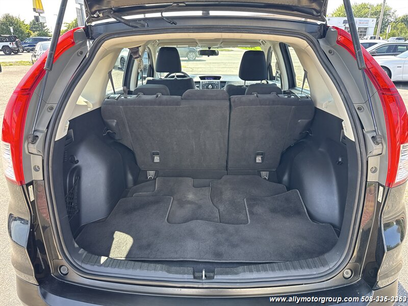2012 Honda CR-V LX - Photo 5 - Seekonk, MA 02771