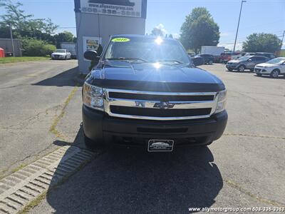 2010 Chevrolet Silverado 1500 Work Truck   - Photo 2 - Seekonk, MA 02771