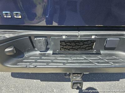 2010 Chevrolet Silverado 1500 Work Truck   - Photo 9 - Seekonk, MA 02771
