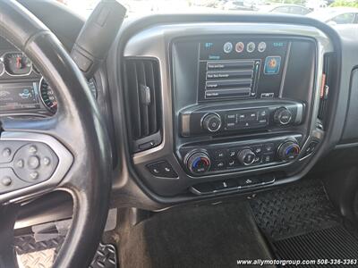 2017 Chevrolet Silverado 1500 LT   - Photo 16 - Seekonk, MA 02771