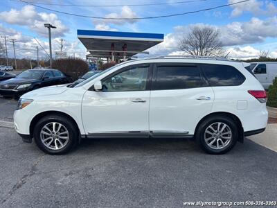 2014 Nissan Pathfinder SV   - Photo 3 - Seekonk, MA 02771