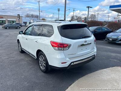 2014 Nissan Pathfinder SV   - Photo 4 - Seekonk, MA 02771