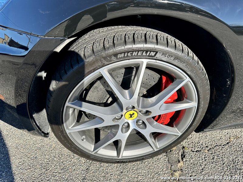 2012 Ferrari California Base photo 6