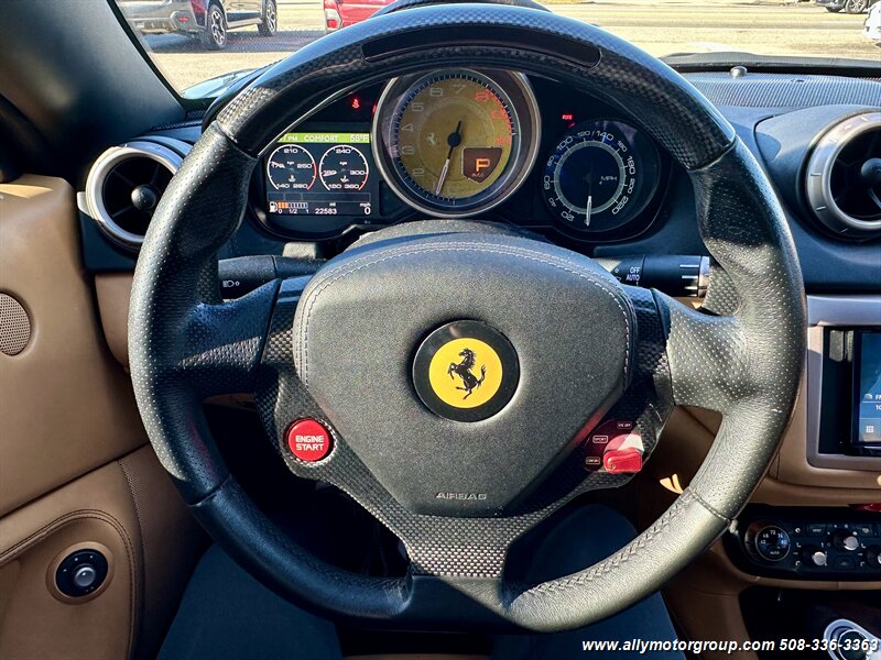 2012 Ferrari California Base photo 9