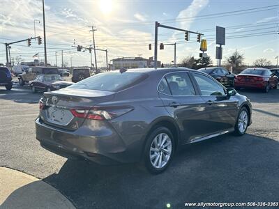 2022 Toyota Camry LE   - Photo 5 - Seekonk, MA 02771