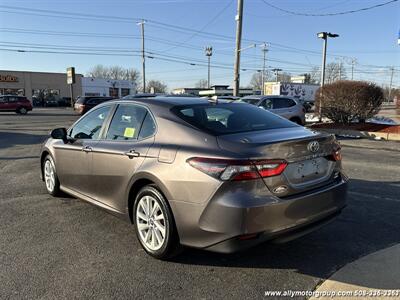 2022 Toyota Camry LE   - Photo 7 - Seekonk, MA 02771