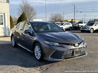 2022 Toyota Camry LE   - Photo 3 - Seekonk, MA 02771