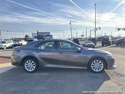 2022 Toyota Camry LE   - Photo 4 - Seekonk, MA 02771