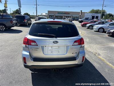 2013 Subaru Outback 2.5i Limited   - Photo 5 - Seekonk, MA 02771