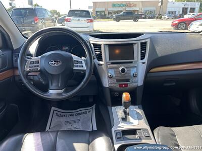 2013 Subaru Outback 2.5i Limited   - Photo 18 - Seekonk, MA 02771