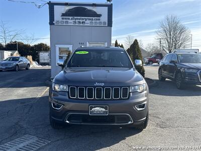 2020 Jeep Grand Cherokee Limited   - Photo 2 - Seekonk, MA 02771
