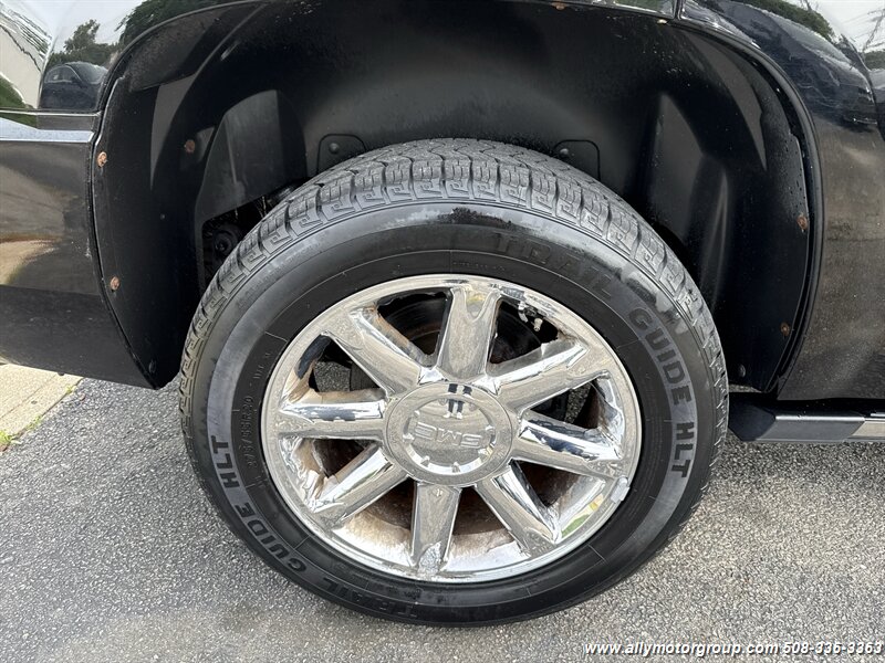 2012 GMC Yukon Denali - Photo 9 - Seekonk, MA 02771