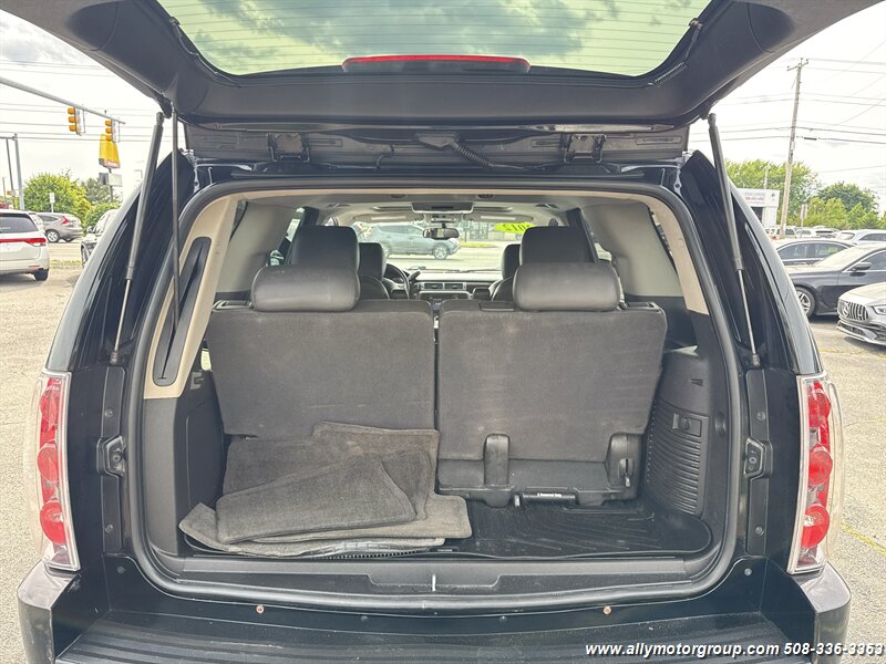 2012 GMC Yukon Denali - Photo 12 - Seekonk, MA 02771