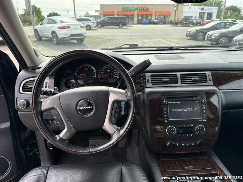 2012 GMC Yukon Denali - Photo 18 - Seekonk, MA 02771