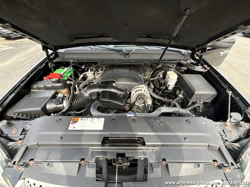 2012 GMC Yukon Denali - Photo 11 - Seekonk, MA 02771