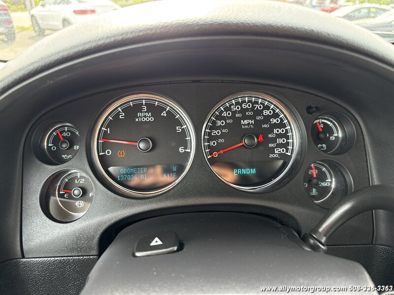 2012 GMC Yukon Denali - Photo 22 - Seekonk, MA 02771