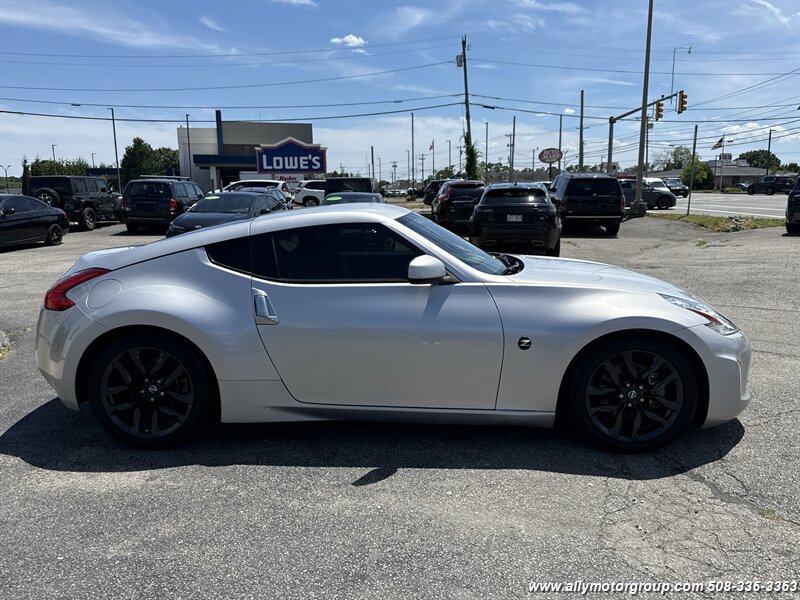 2016 Nissan 370Z - Photo 4 - Seekonk, MA 02771