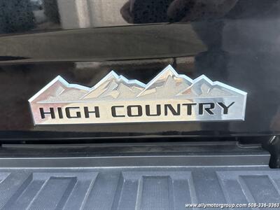 2016 Chevrolet Silverado 1500 High Country   - Photo 9 - Seekonk, MA 02771