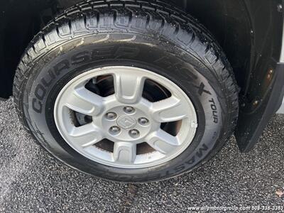 2006 Honda Ridgeline RTL w/Moonroof w/XM   - Photo 12 - Seekonk, MA 02771