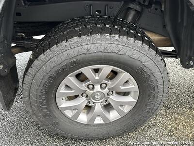2017 Toyota Tacoma SR V6 - Photo 12 - Seekonk, MA 02771