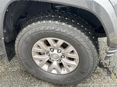 2017 Toyota Tacoma SR V6 - Photo 13 - Seekonk, MA 02771