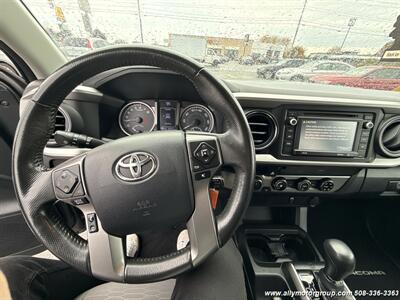 2017 Toyota Tacoma SR V6 - Photo 18 - Seekonk, MA 02771