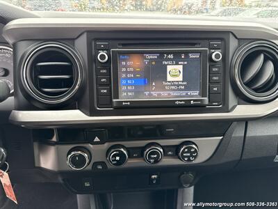 2017 Toyota Tacoma SR V6 - Photo 19 - Seekonk, MA 02771