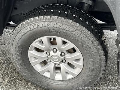 2017 Toyota Tacoma SR V6 - Photo 15 - Seekonk, MA 02771