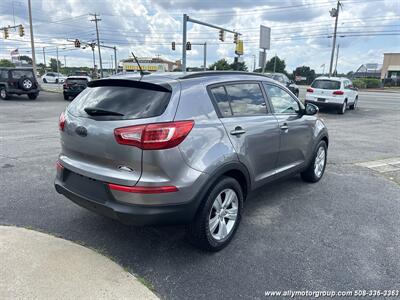 2011 Kia Sportage LX   - Photo 6 - Seekonk, MA 02771