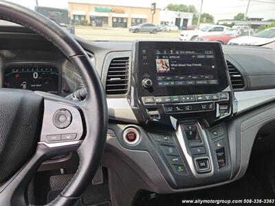 2020 Honda Odyssey EX-L w/Navi w/RES   - Photo 6 - Seekonk, MA 02771