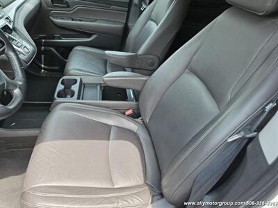 2020 Honda Odyssey EX-L w/Navi w/RES   - Photo 5 - Seekonk, MA 02771