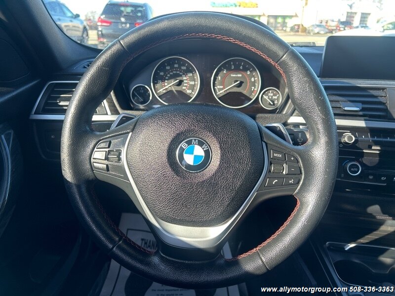 2016 BMW 3 Series 328i photo 16