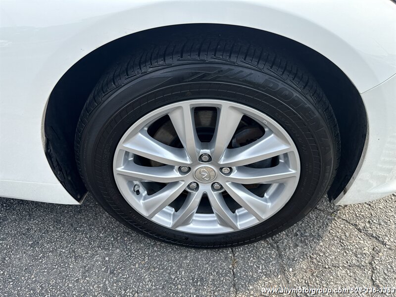 2015 INFINITI Q50 - Photo 16 - Seekonk, MA 02771