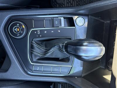 2021 Volkswagen Tiguan SE R-Line Black 4Motion   - Photo 18 - Seekonk, MA 02771