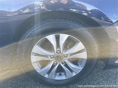 2014 Honda Accord LX   - Photo 12 - Seekonk, MA 02771