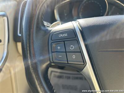 2015 Volvo XC60 T6   - Photo 18 - Seekonk, MA 02771