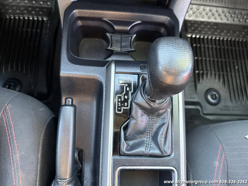 2019 Toyota Tacoma SR5 V6 - Photo 26 - Seekonk, MA 02771