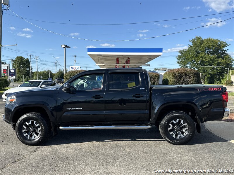 2019 Toyota Tacoma SR5 V6 - Photo 8 - Seekonk, MA 02771