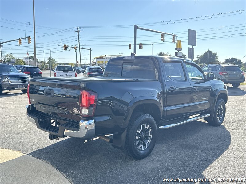 2019 Toyota Tacoma SR5 V6 - Photo 5 - Seekonk, MA 02771