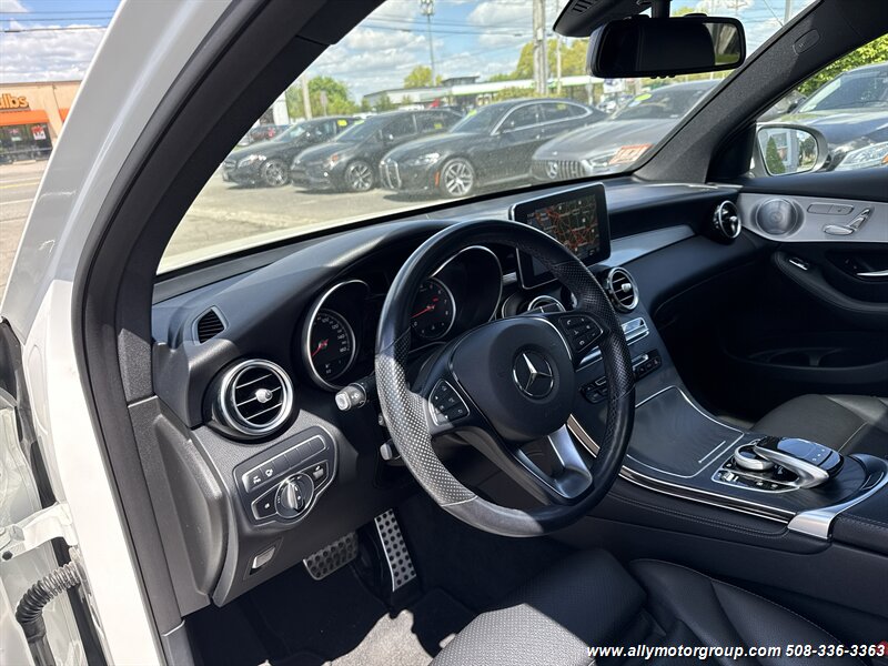2019 Mercedes-Benz GLC GLC 300 4MATIC - Photo 17 - Seekonk, MA 02771