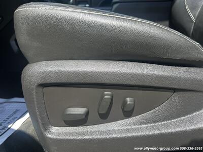 2017 GMC Sierra 1500 SLT   - Photo 20 - Seekonk, MA 02771