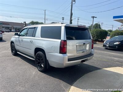 2015 Chevrolet Suburban LT   - Photo 4 - Seekonk, MA 02771
