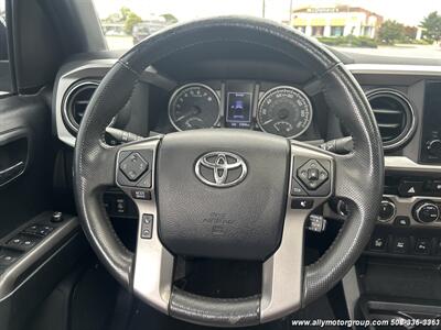 2016 Toyota Tacoma Limited   - Photo 11 - Seekonk, MA 02771
