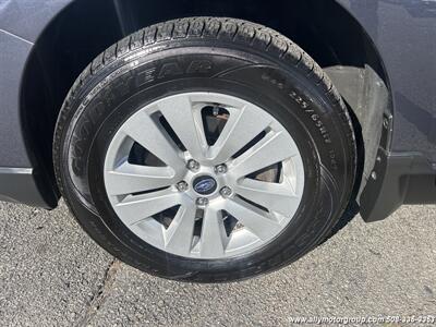 2015 Subaru Outback 2.5i Premium   - Photo 7 - Seekonk, MA 02771