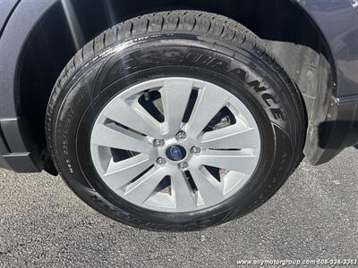 2015 Subaru Outback 2.5i Premium   - Photo 8 - Seekonk, MA 02771