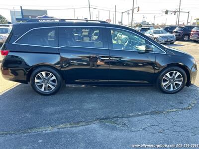 2015 Honda Odyssey Touring Elite   - Photo 7 - Seekonk, MA 02771