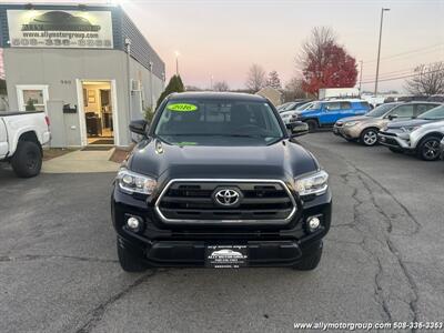 2016 Toyota Tacoma SR5 V6   - Photo 8 - Seekonk, MA 02771